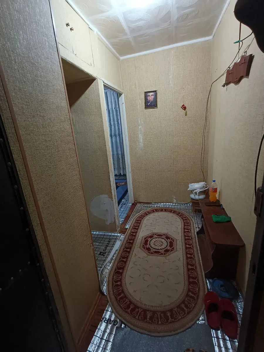 1-комнатная квартира − 40 м², 5/5 этаж