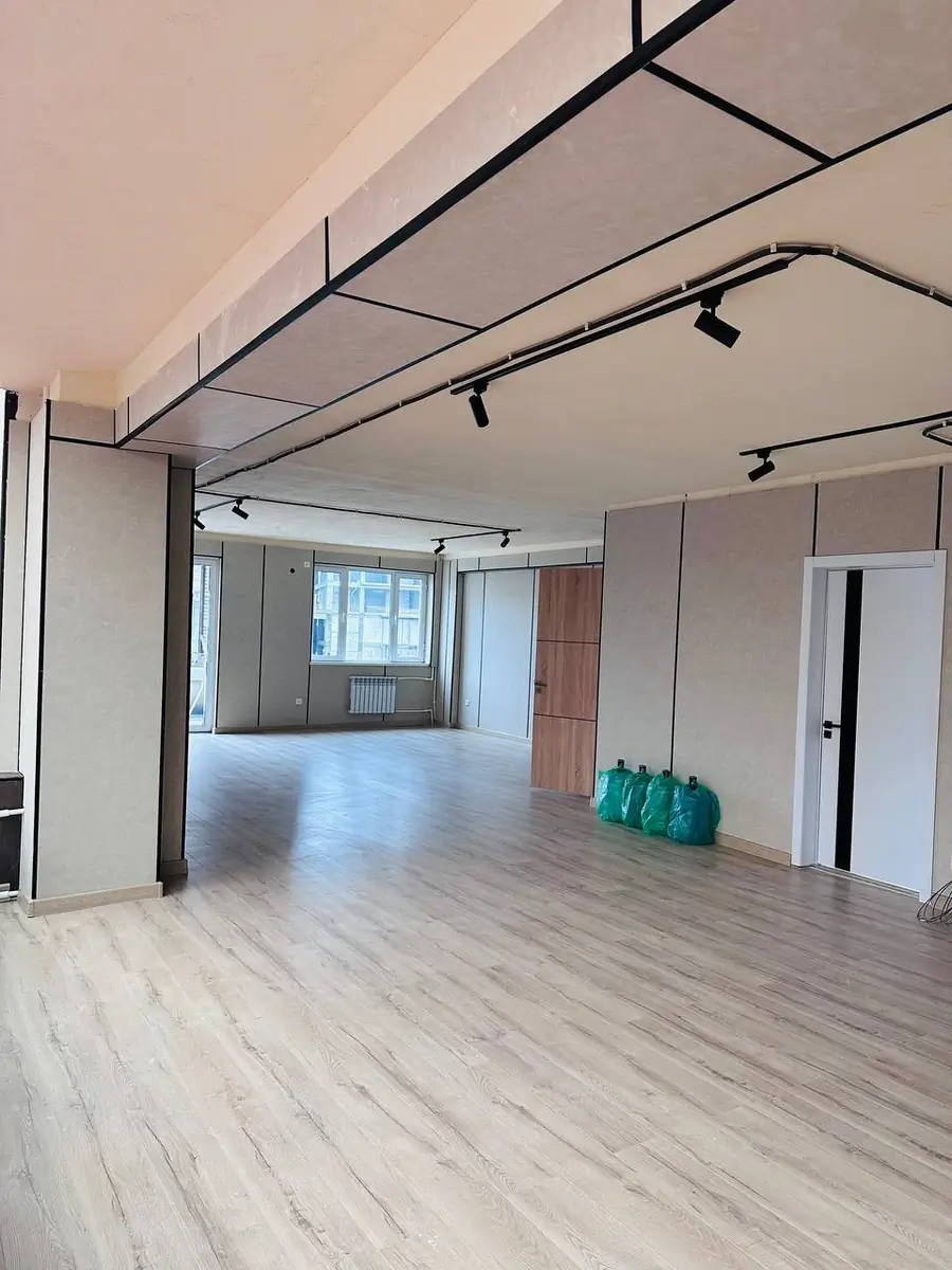 Ijaraga ofis − 70 m²