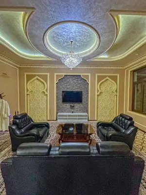 Sutkabay 3 qavatli uy − 350 m²