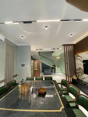 Sutkabay 2 qavatli uy − 500 m²