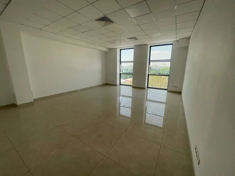 Офис − 3000 м², 1/8 этаж