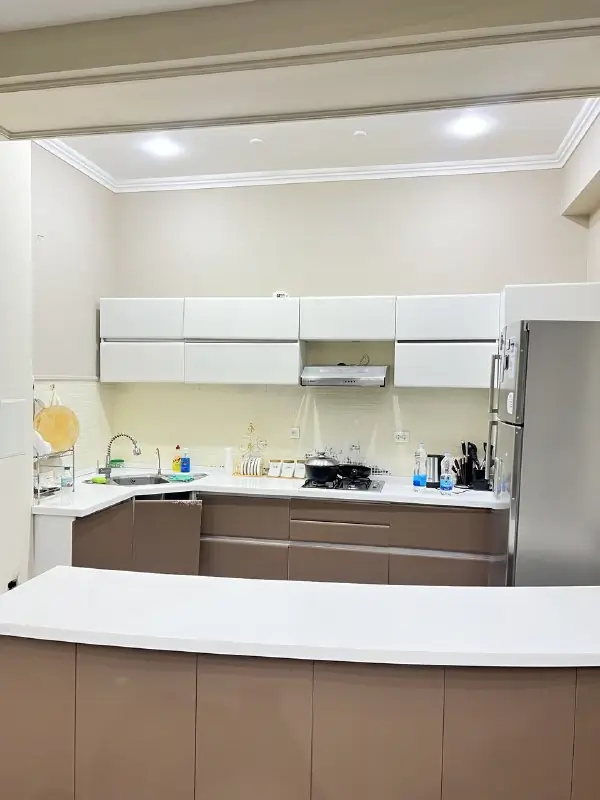 Посуточно 4-комнатная квартира − 130 м²