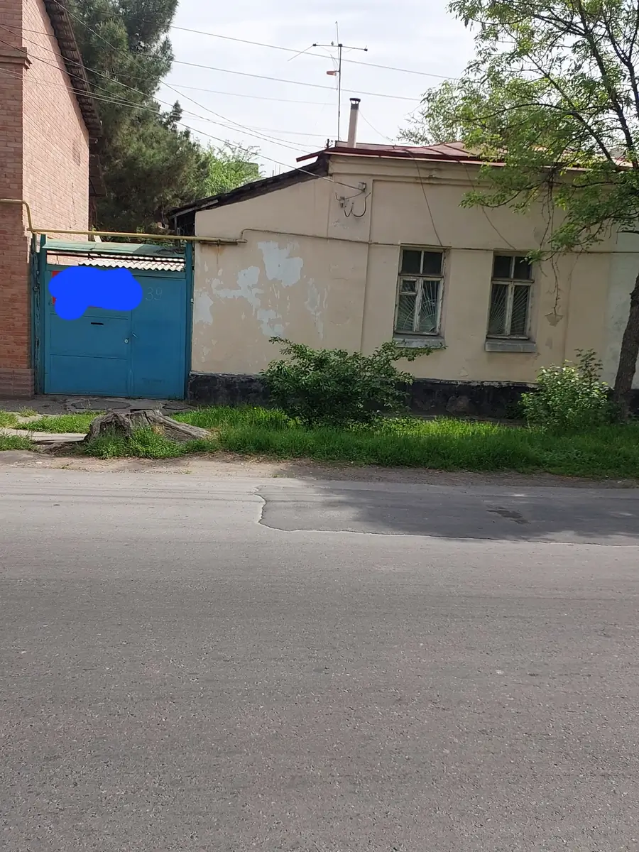 1-этажный дом − 370 м², 3.7 сот.