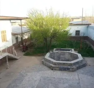2 qavatli uy sotiladi − 500 m²