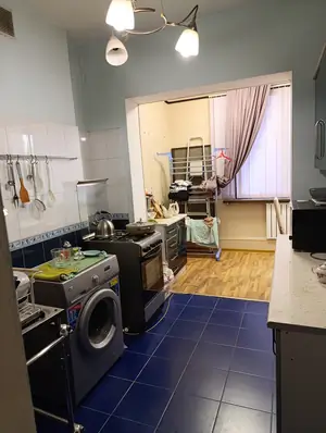 2-комнатная квартира − 67 м², 2/4 этаж