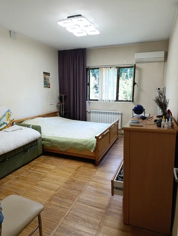 2-комнатная квартира − 67 м², 2/4 этаж