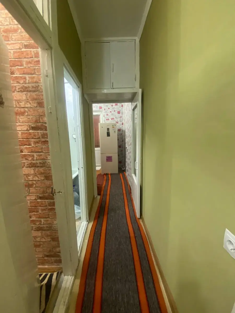 3 xonali kvartira sotiladi − 85.6 m²