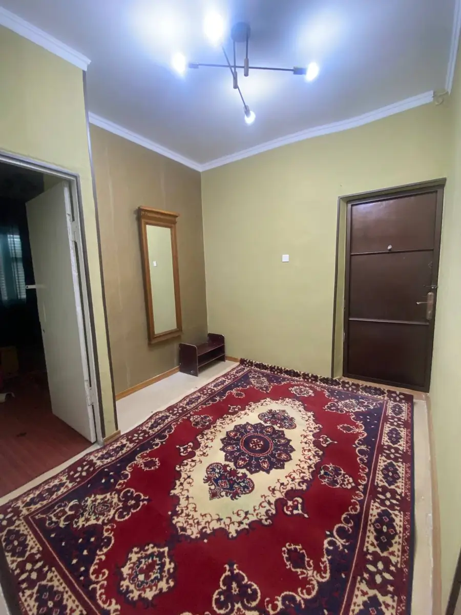 3 xonali kvartira sotiladi − 85.6 m²