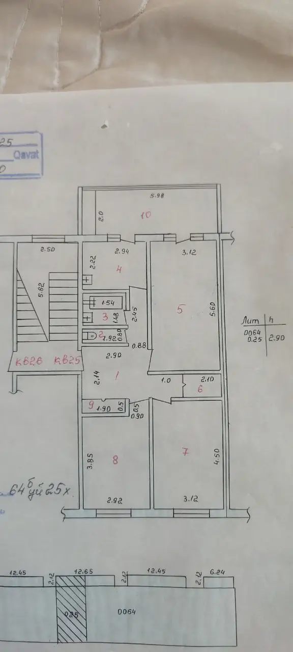 3 xonali kvartira sotiladi − 85.6 m²
