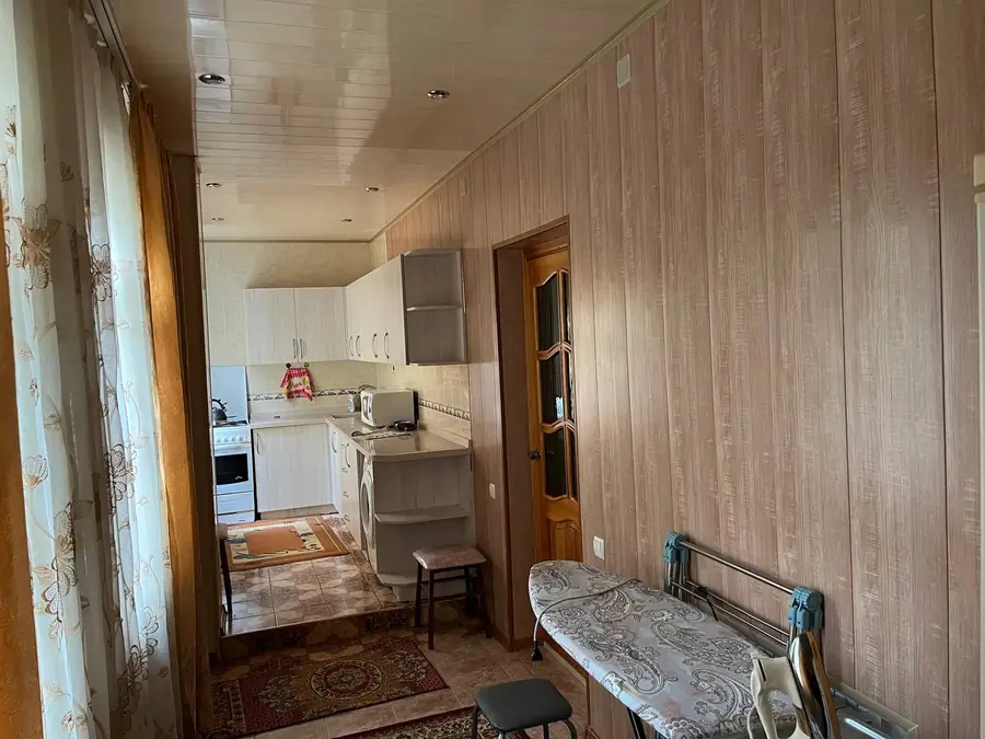 2-комнатная квартира − 50 м², 2/4 этаж