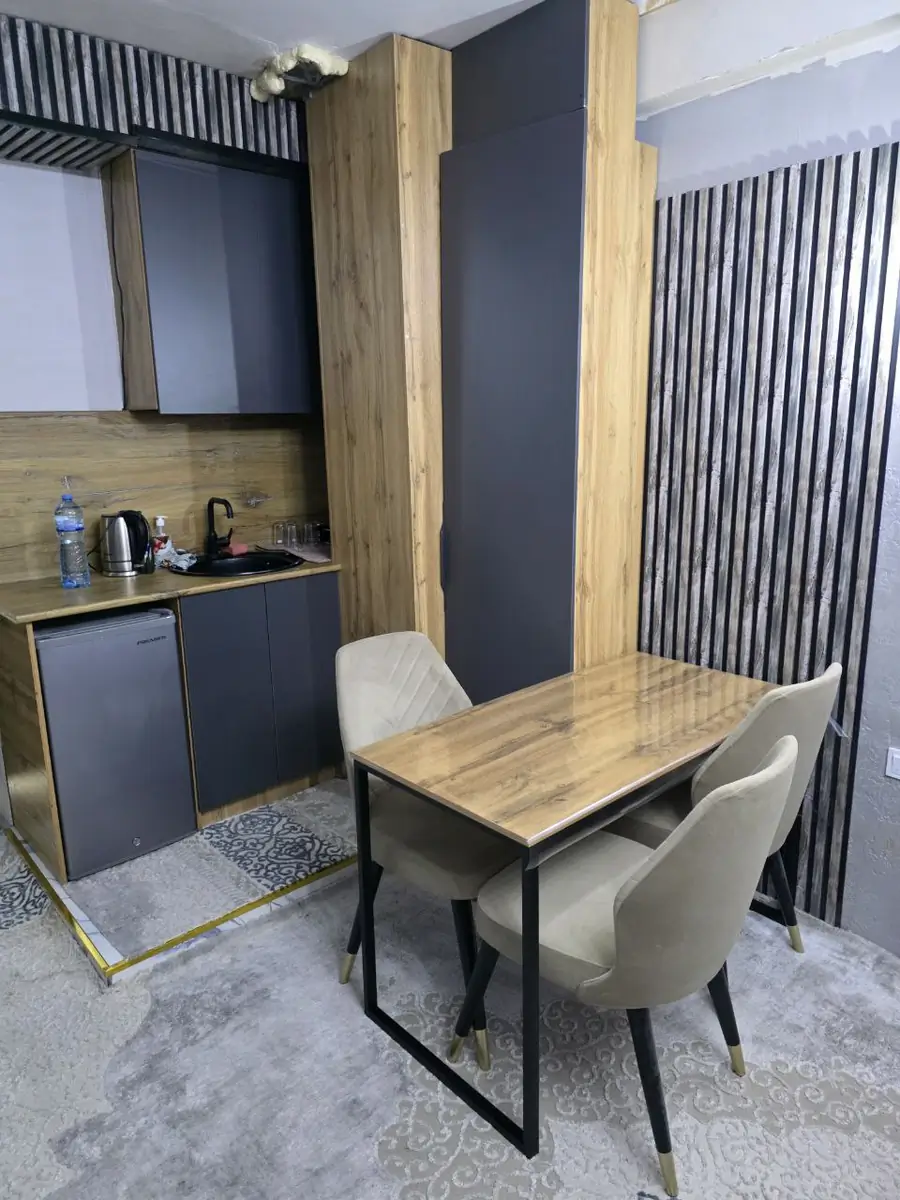 Посуточно 1-комнатная квартира − 30 м²