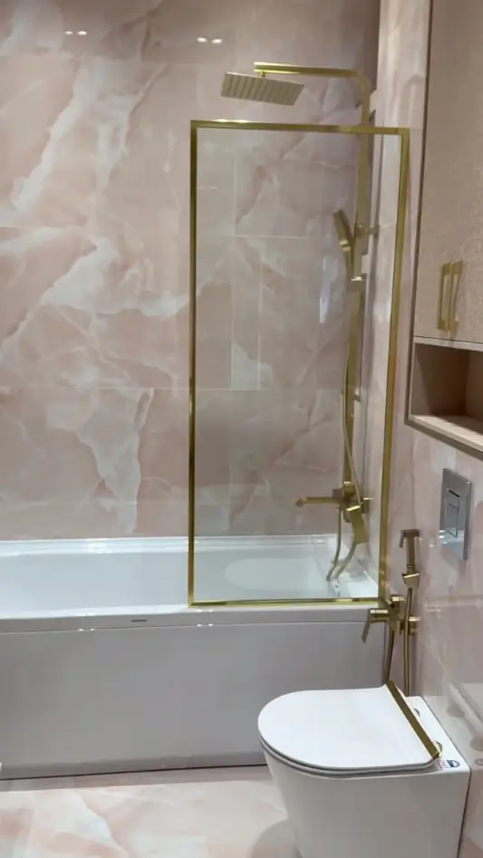 3 xonali kvartira sotiladi − 72 m²