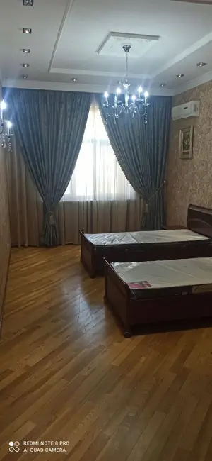 Ijaraga 4 xonali kvartira − 190 m²