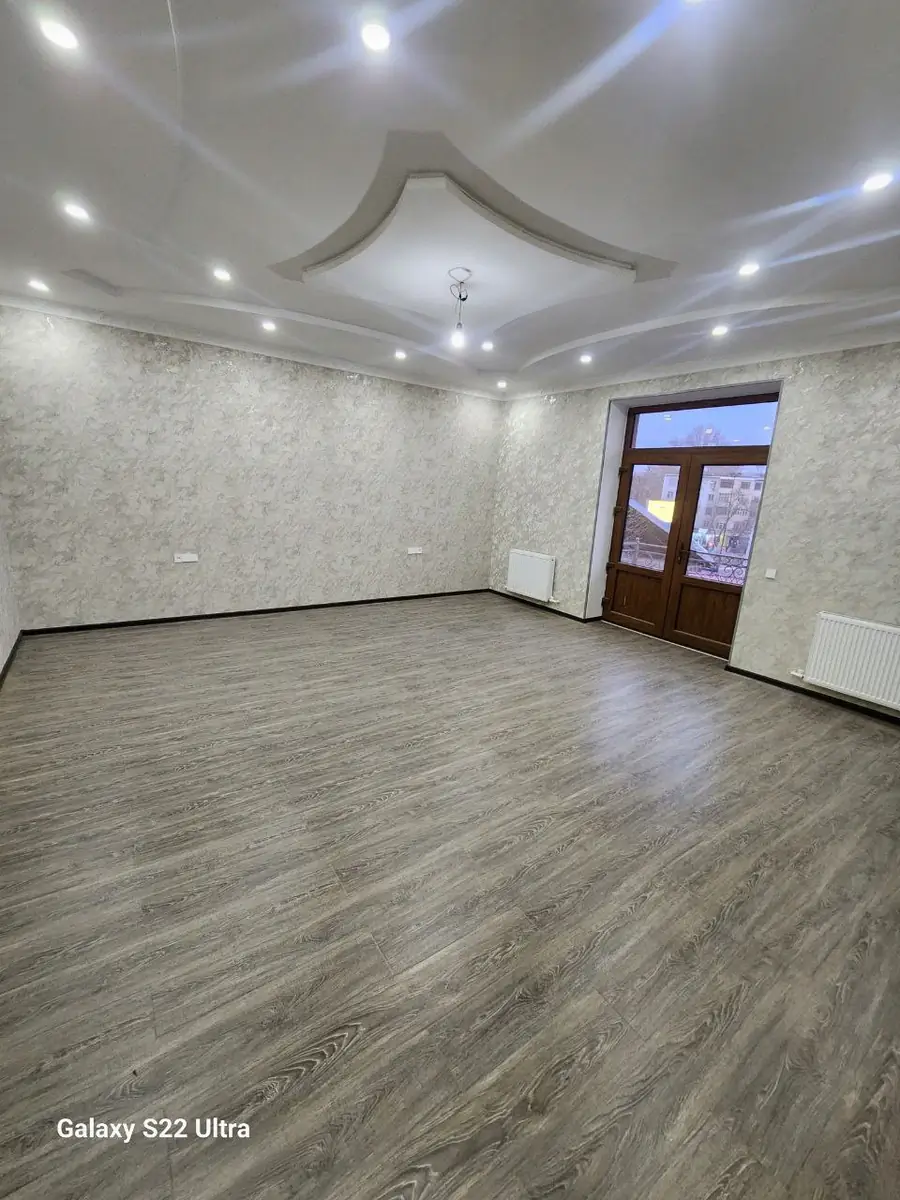 4-комнатная квартира − 110 м², 2/8 этаж