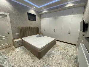 3-комнатная квартира − 76 м², 2/4 этаж