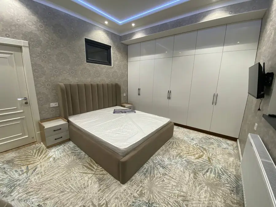 3-комнатная квартира − 76 м², 2/4 этаж