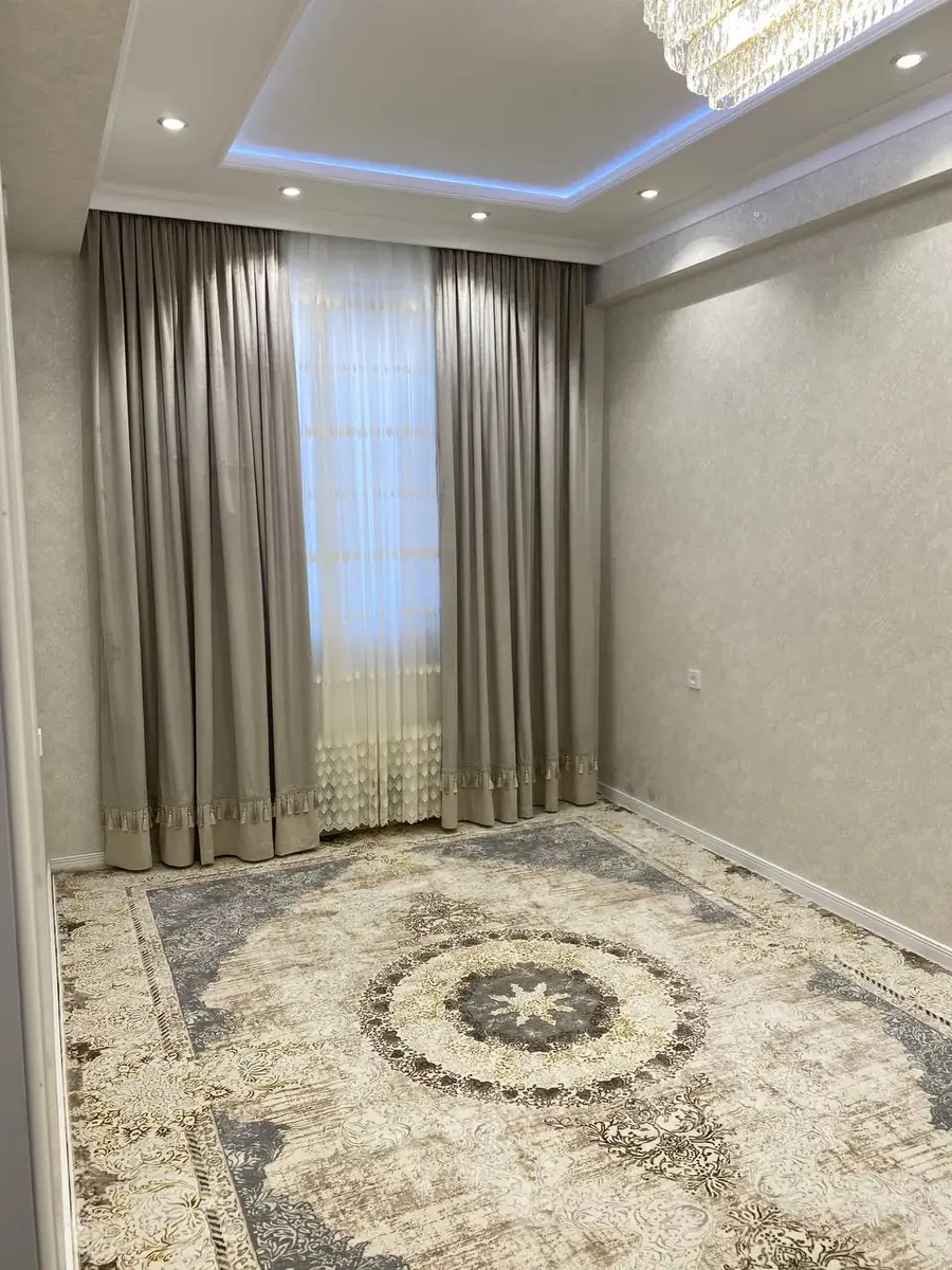 3-комнатная квартира − 76 м², 2/4 этаж