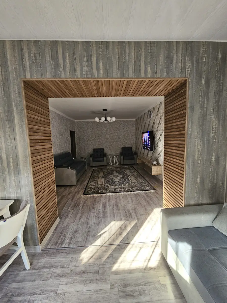 3-комнатная квартира − 90 м², 2/4 этаж