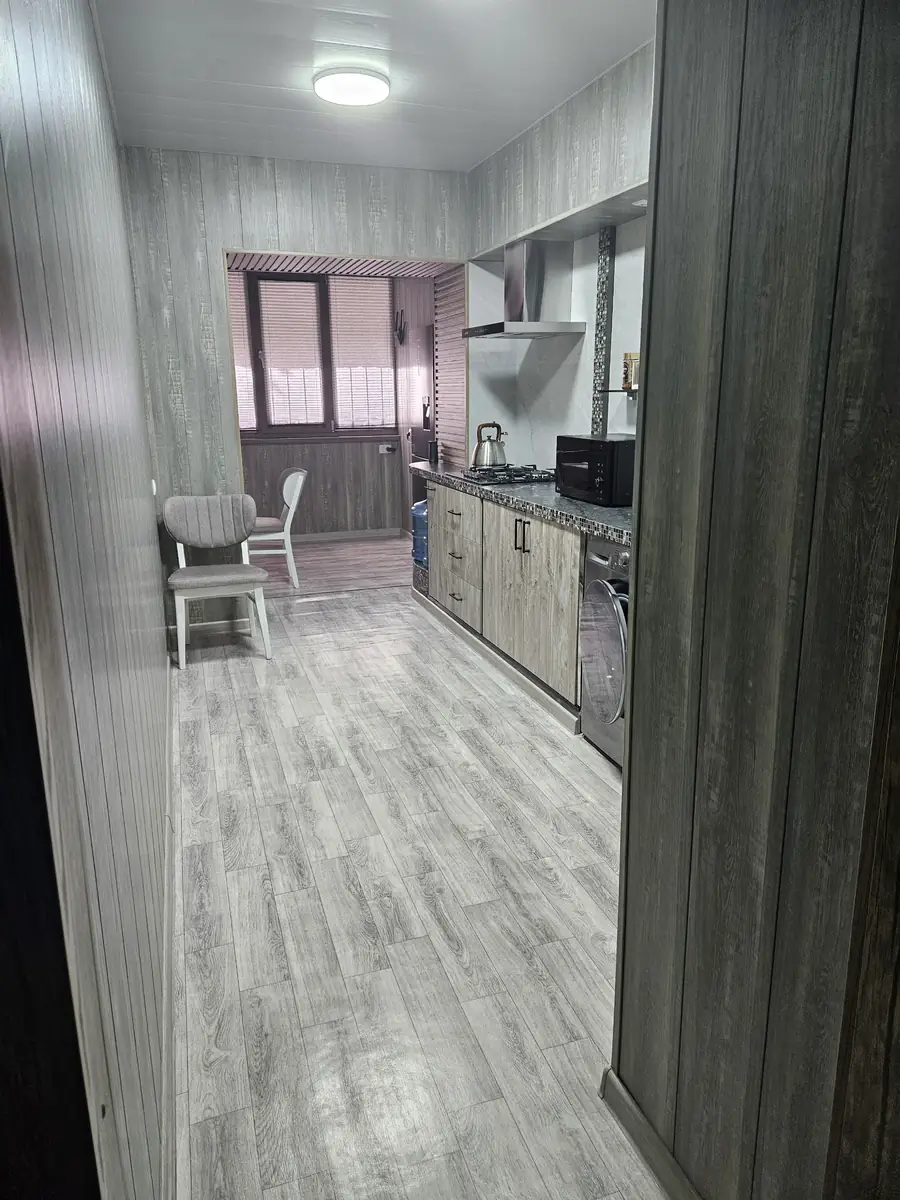 Ijaraga 3 xonali kvartira − 90 m²