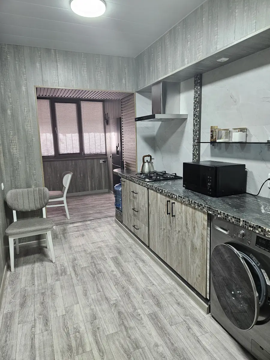 Ijaraga 3 xonali kvartira − 90 m²