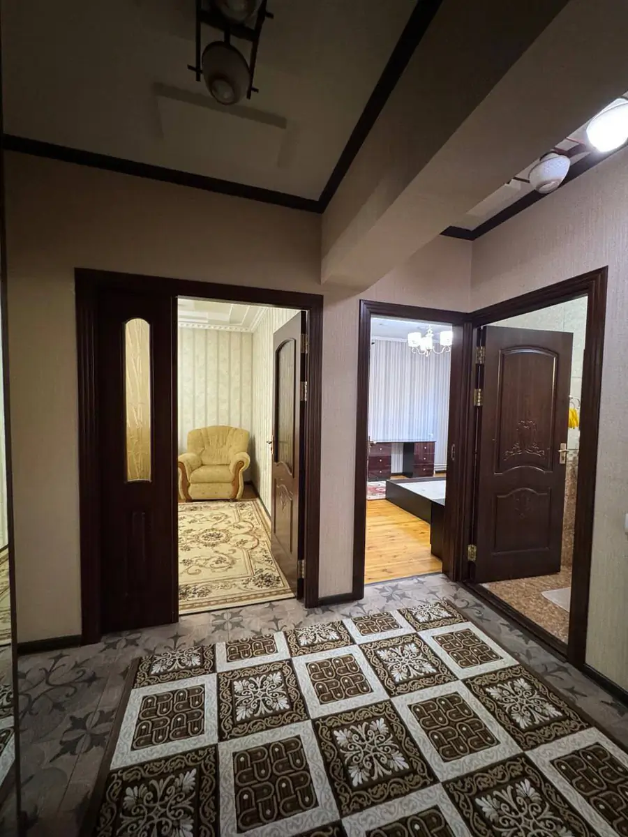 3-комнатная квартира − 73 м², 2/4 этаж