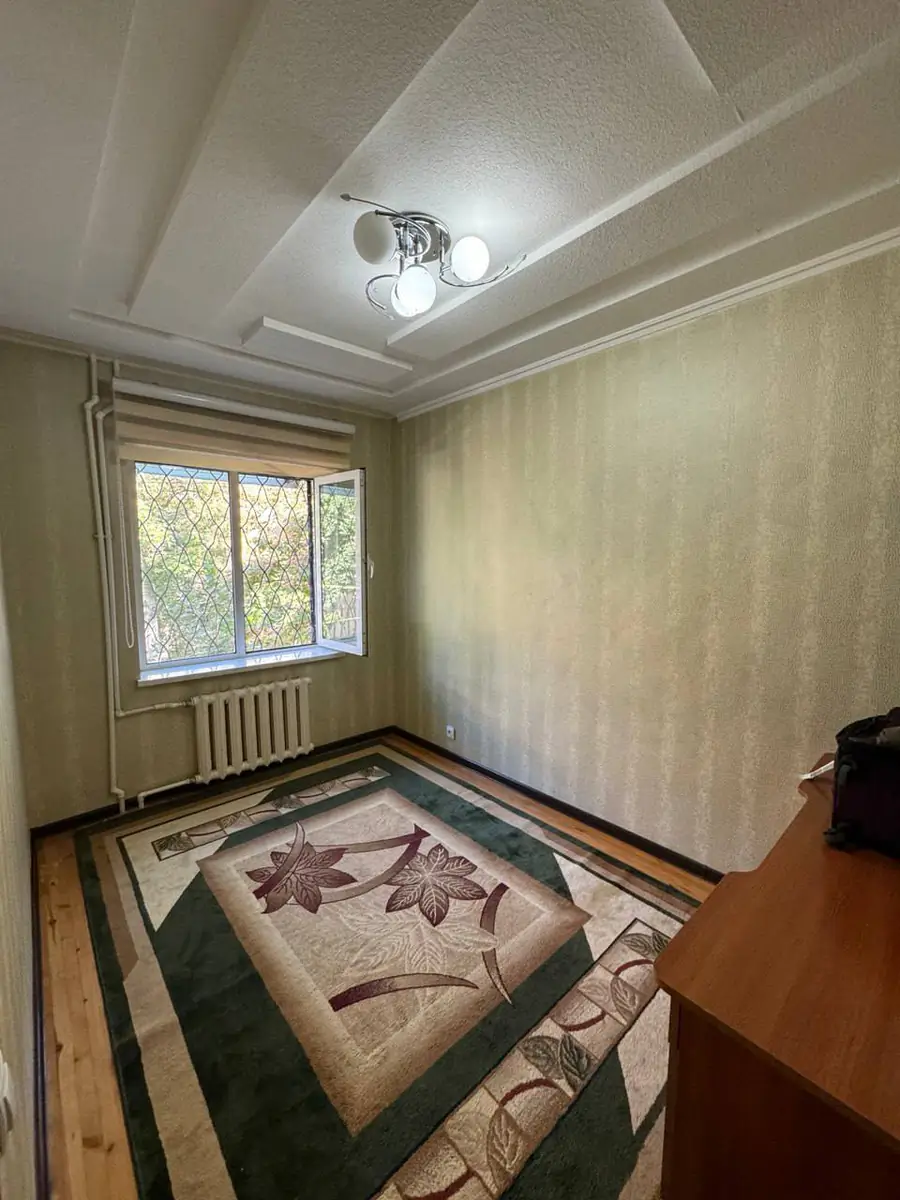3-комнатная квартира − 73 м², 2/4 этаж