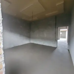 2 qavatli uyning 100% sotiladi − 245 m²