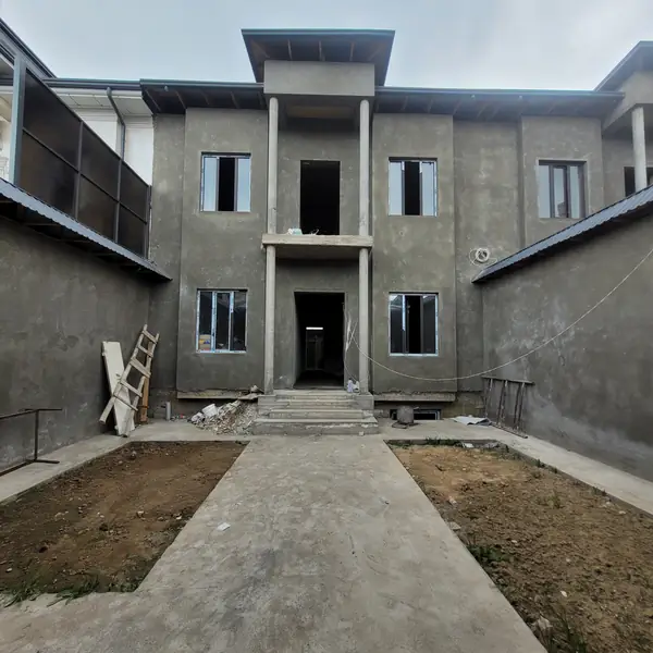 100% 2-qavatli uyda − 245 m², 2.5 sot.