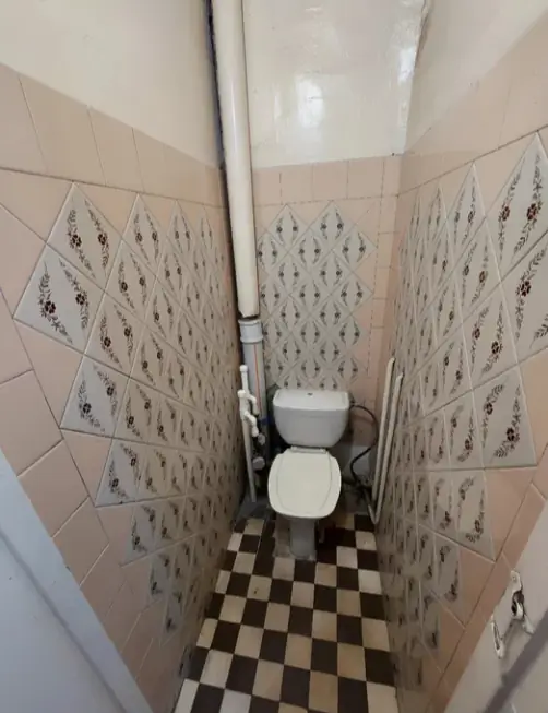 Более 5 xonali kvartira sotiladi − 110 m²