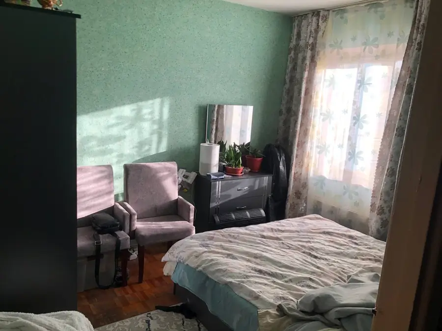 Продается 3-комнатная квартира − 97 м²