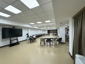 Ijaraga konferents-zal − 150 m²