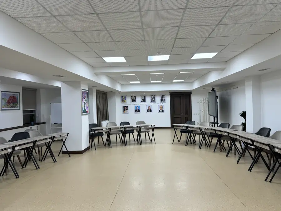 Ijaraga konferents-zal − 150 m²