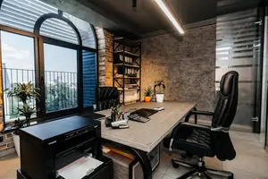 Ijaraga ofis − 200 m²