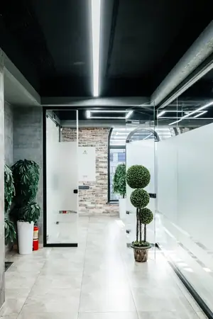 Ijaraga ofis − 200 m²