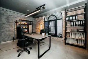 Ijaraga ofis − 200 m²