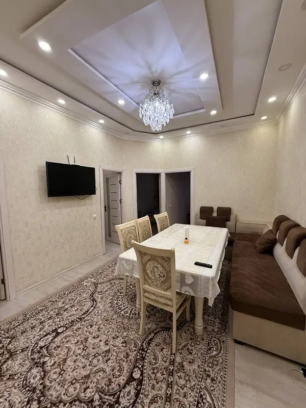 3-комнатная квартира − 70 м², 1/4 этаж