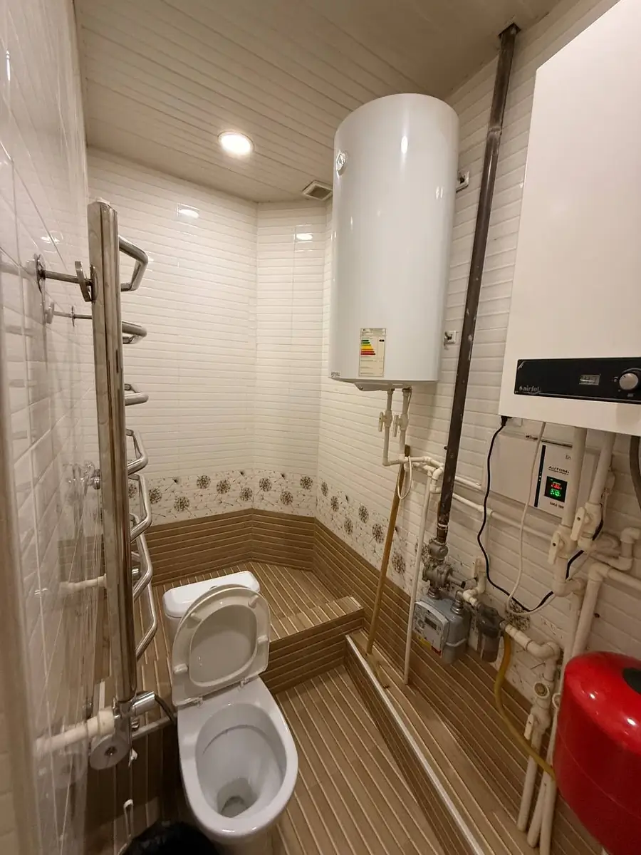 3-комнатная квартира − 70 м², 1/4 этаж