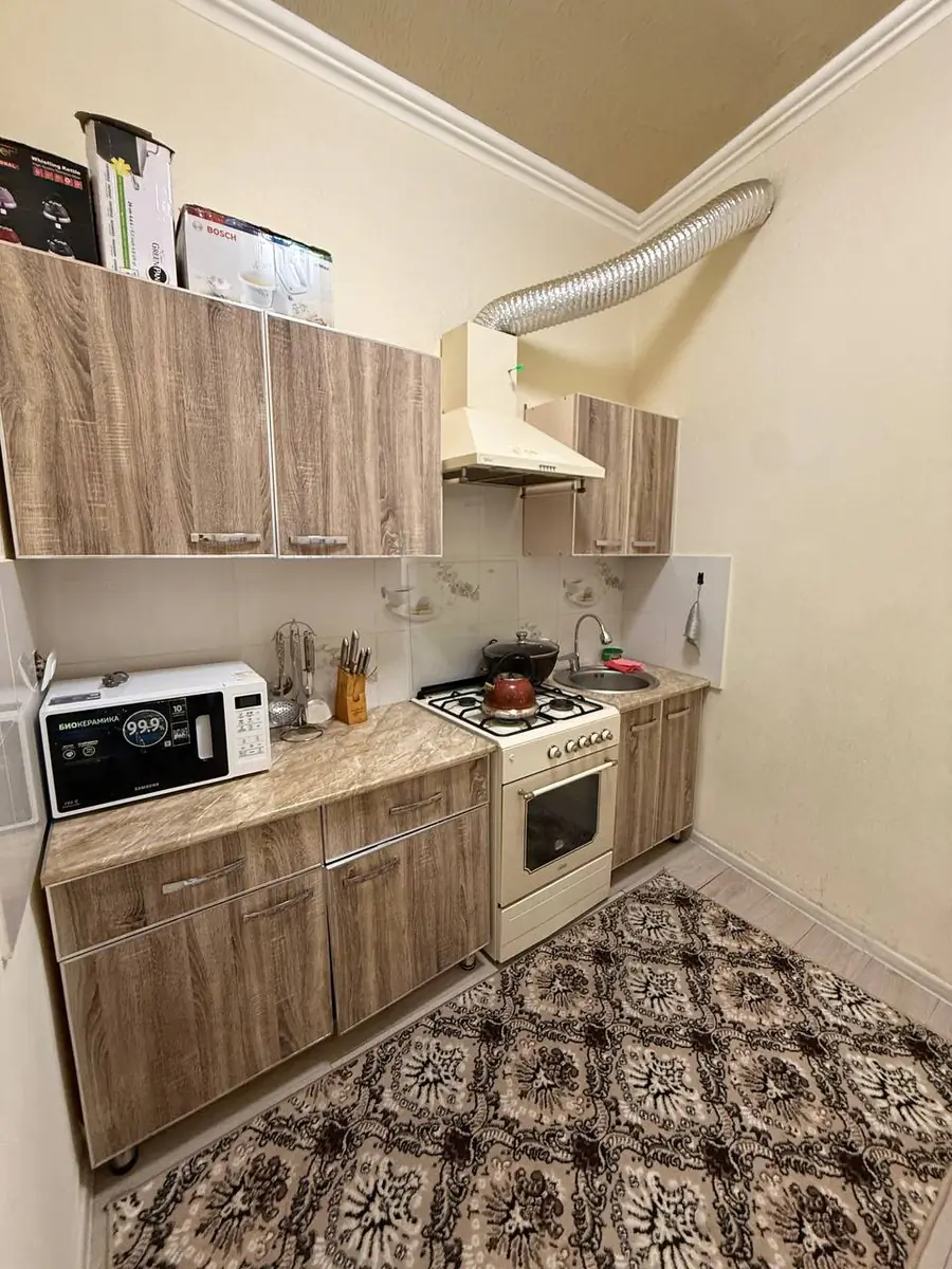 Продается 3-комнатная квартира − 70 м²