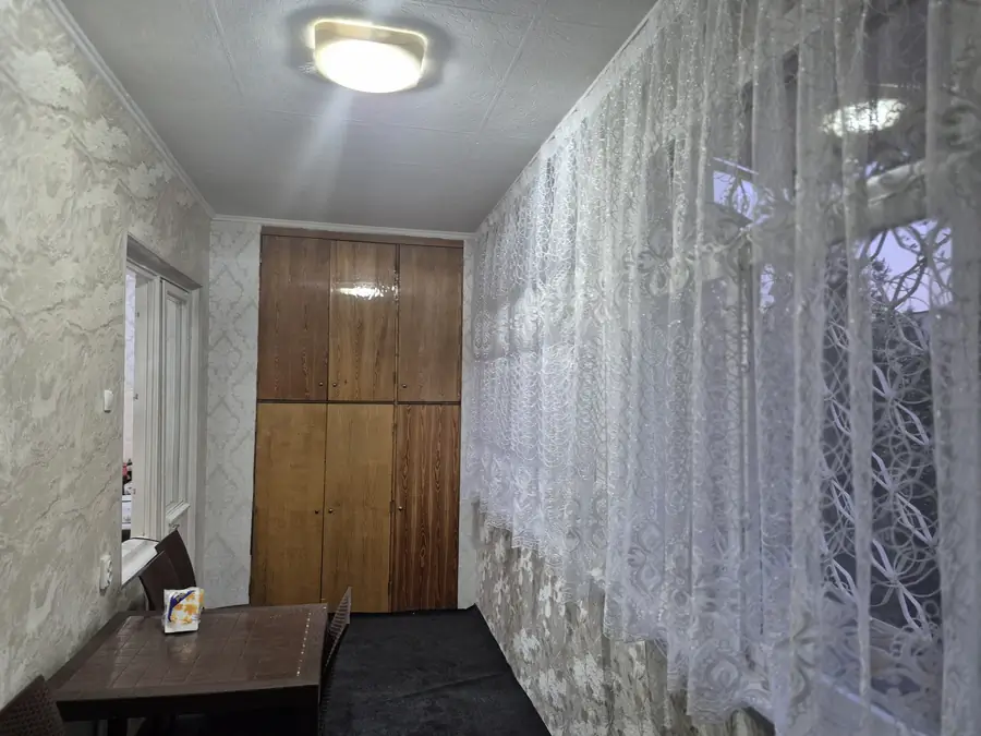 Продается 2-комнатная квартира − 62 м²