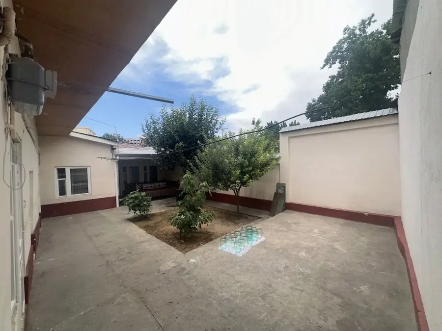 1 qavatli uy sotiladi − 125 m²