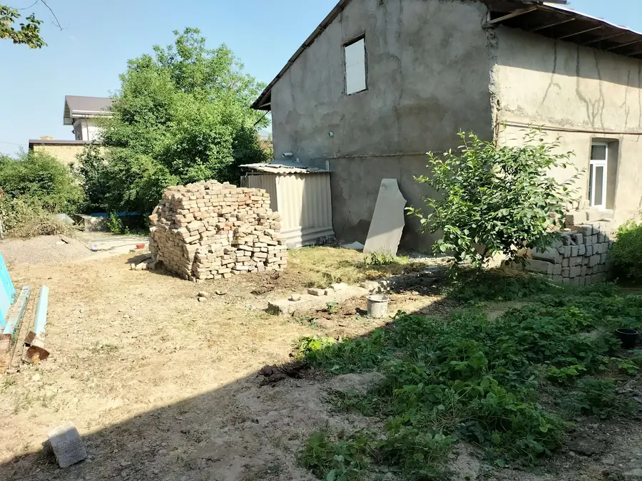 1 qavatli uy sotiladi − 300 m²