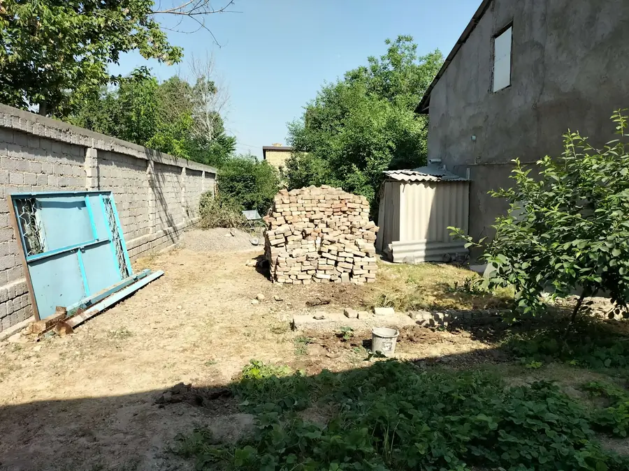 1 qavatli uy sotiladi − 300 m²