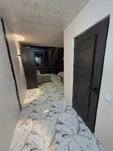 Посуточно 1-комнатная квартира − 40 м²