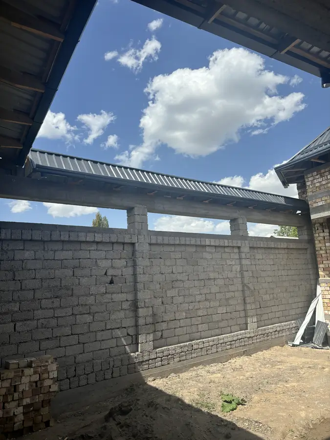 Продается 1-этажный дом − 3000 м²