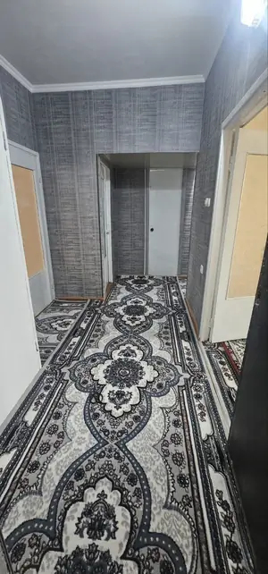 Сдается 3-комнатная квартира − 65 м²
