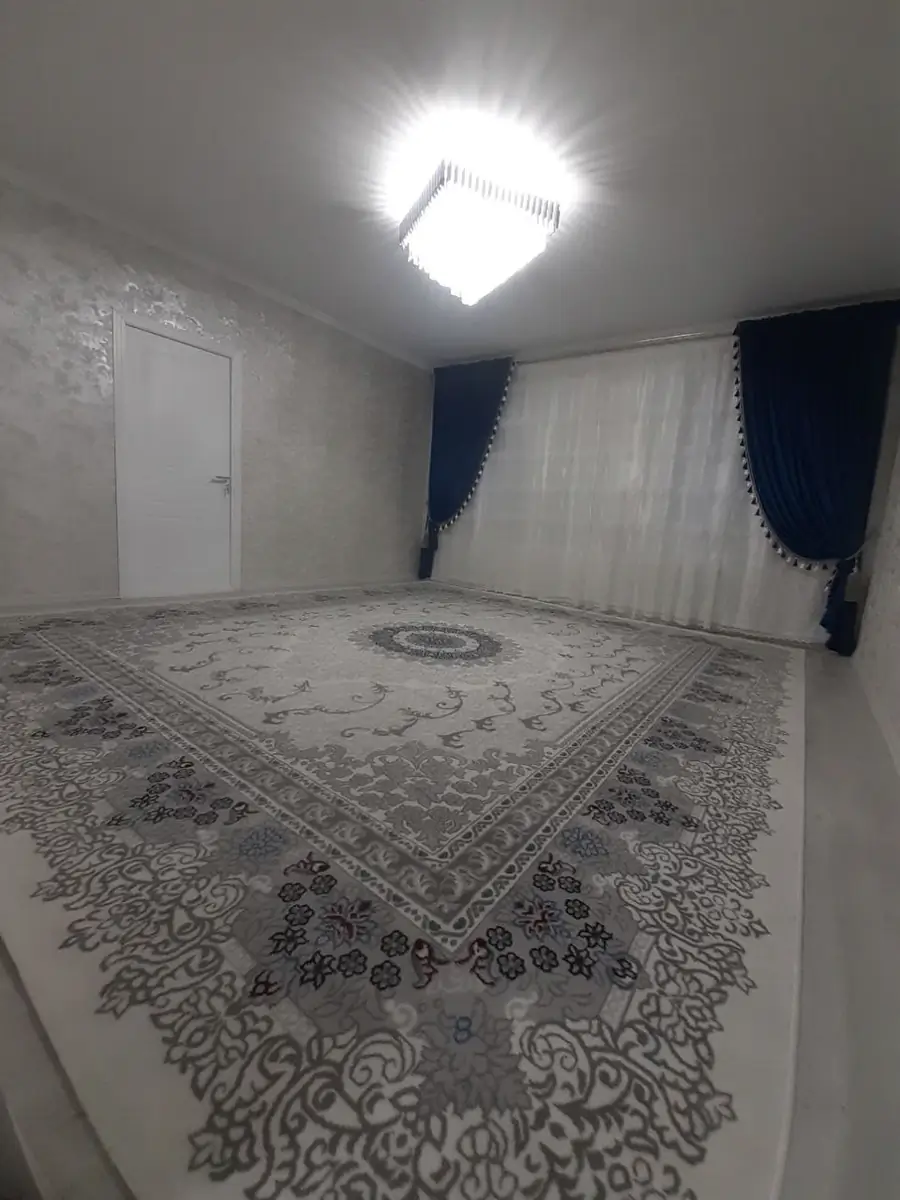 4-комнатная квартира − 90 м², 4/9 этаж