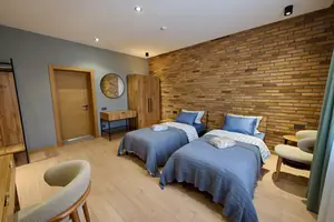 Sutkabay 3 qavatli uy − 450 m²