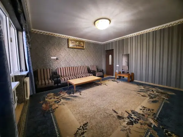 3-комнатная квартира − 48 м², 7/9 этаж