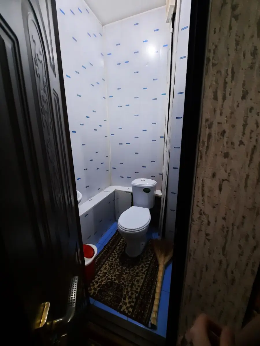 Сдается 3-комнатная квартира − 48 м²