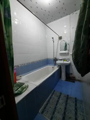 Сдается 3-комнатная квартира − 48 м²